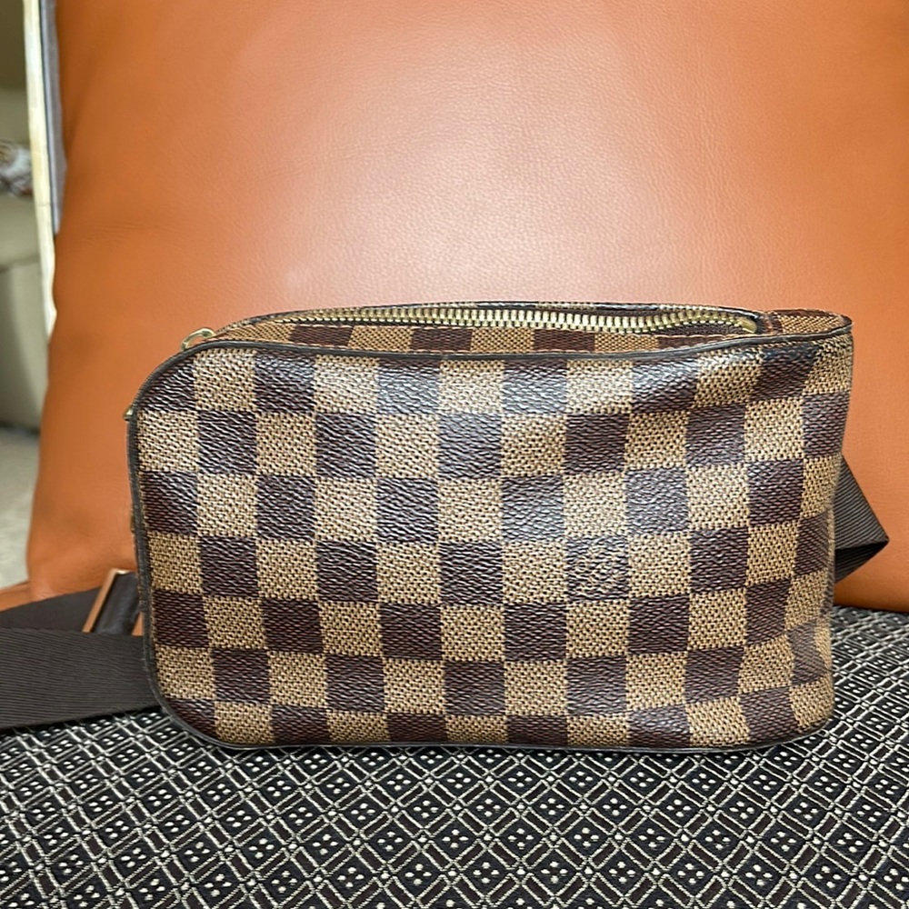 LIKE NEW LOUIS VUITTON DAMIER EBENE BROWN CANVAS GERONIMOS BAG CA1022 N51994 - Picture 5 of 17